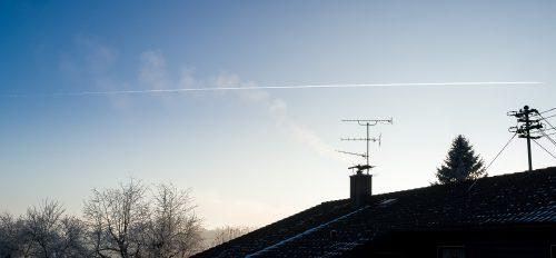 2025 12 27 Raureif Kondesstreifen medium